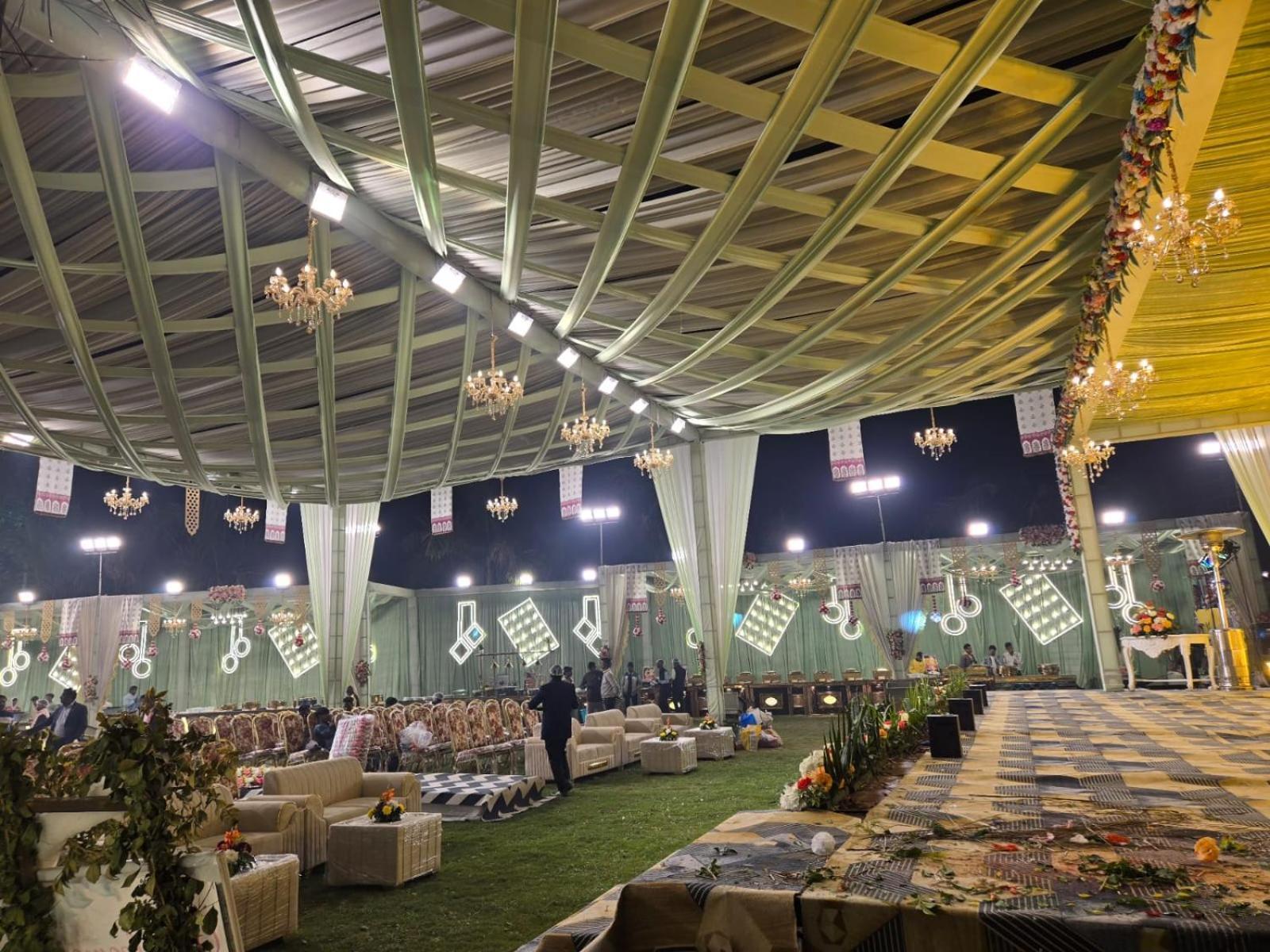 Hotel Divine Banaras By 4*